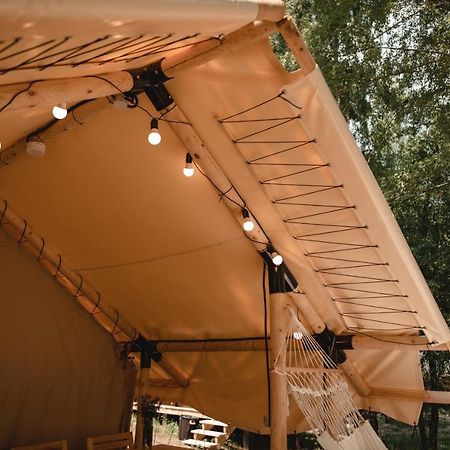 Glamping Mandra Kanev Hotel Leplyavo Kültér fotó