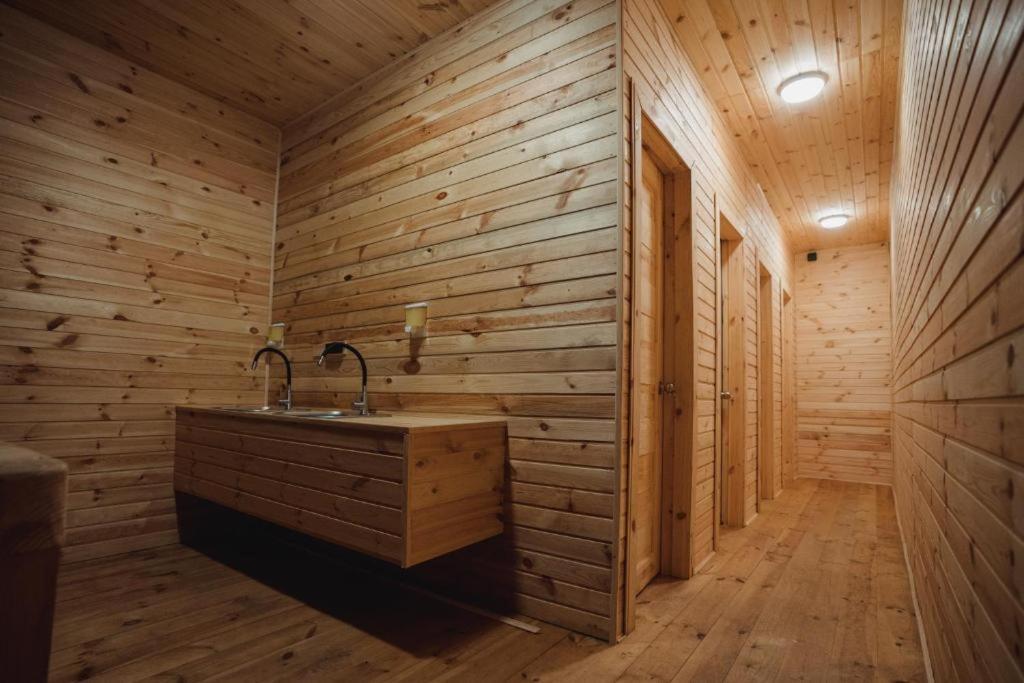 Glamping Mandra Kanev Hotel Leplyavo Kültér fotó